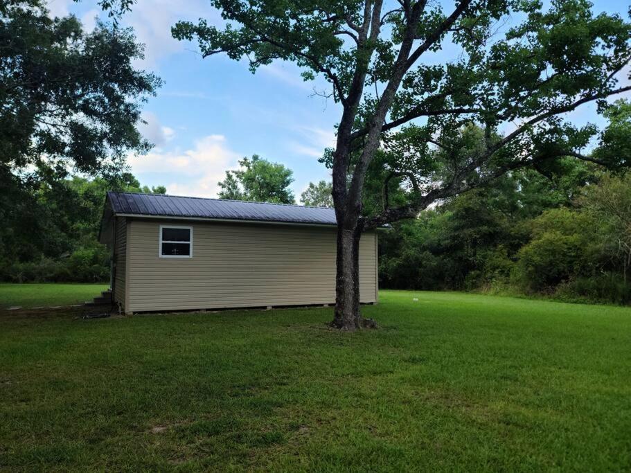 Milk Hand House.. Peaceful 1 Bedroom Cabin Hammond Exterior photo